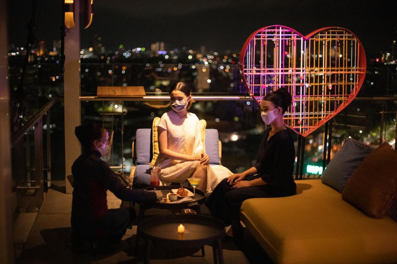 Paragon & Residences 4*