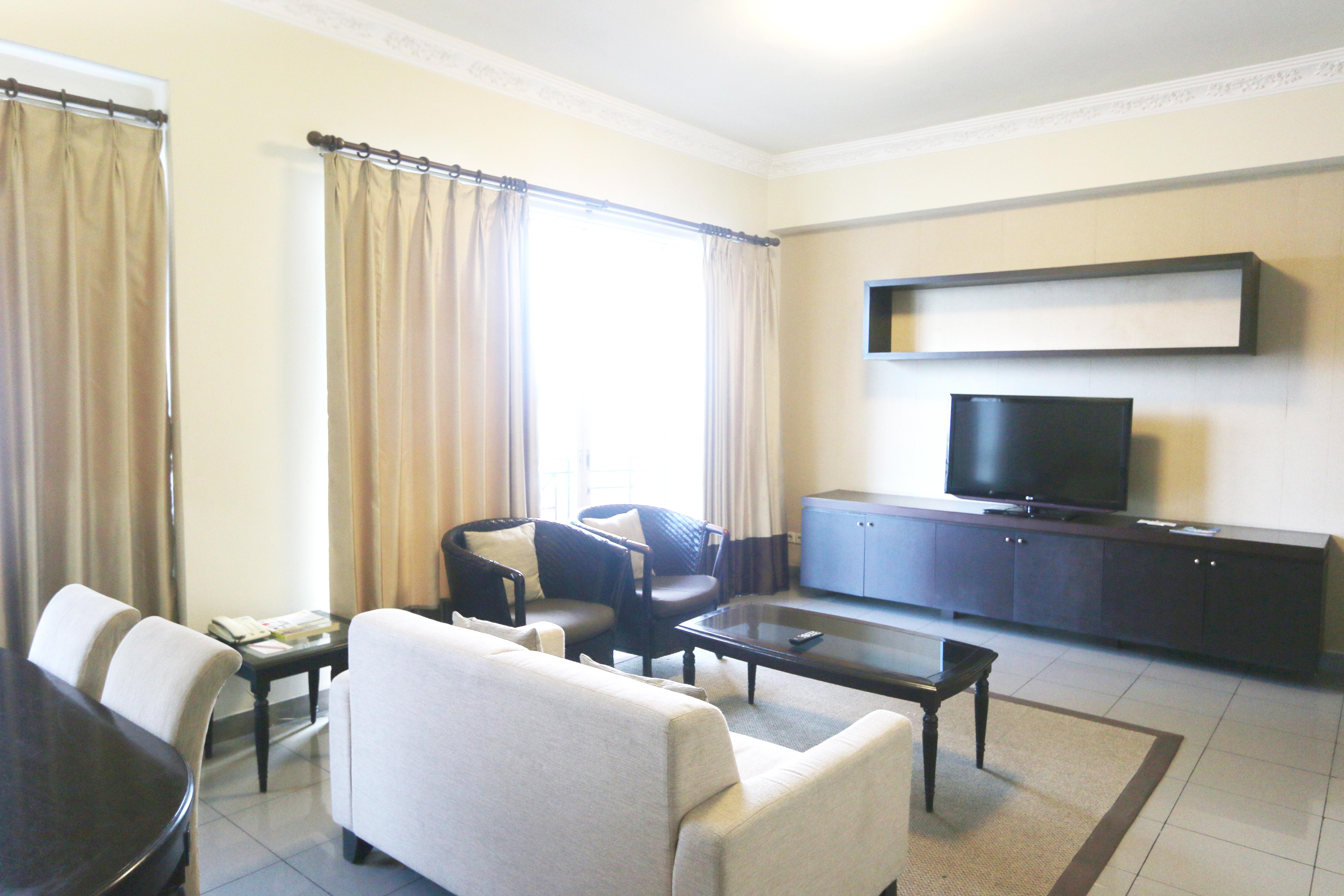 Hotel Paragon & Residences 4*