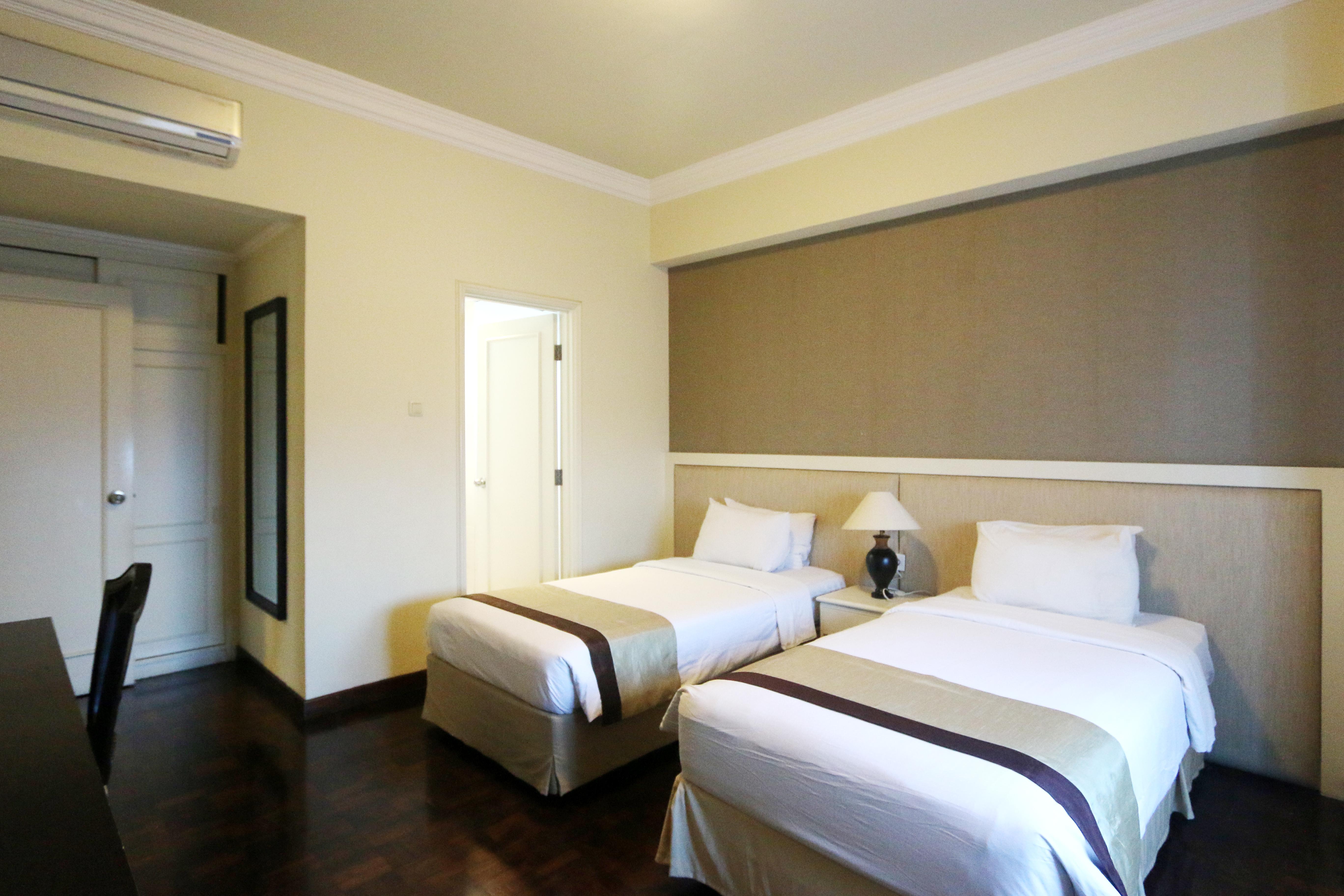 Paragon & Residences Hotel Surabaya