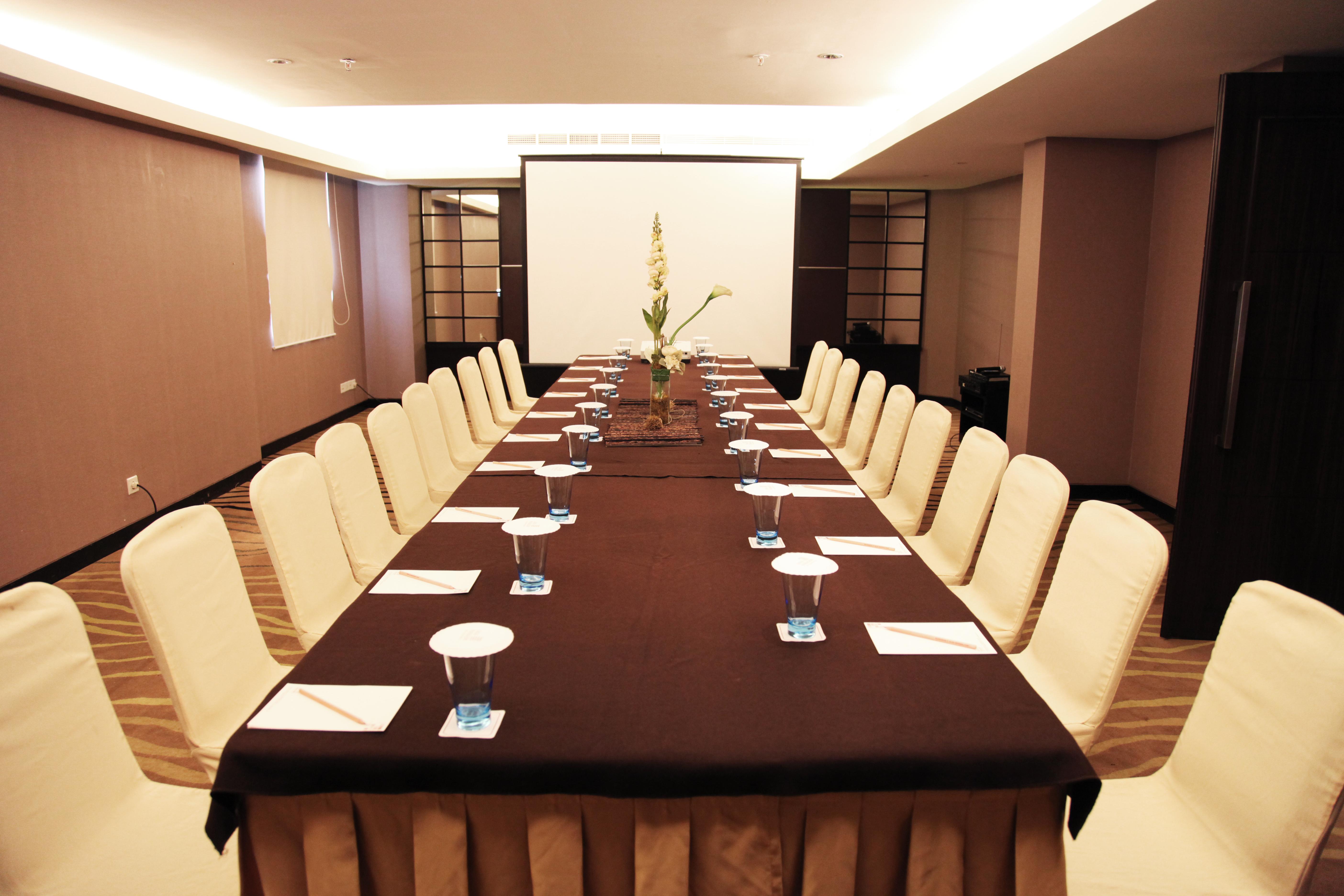 Hotel Paragon & Residences Surabaya